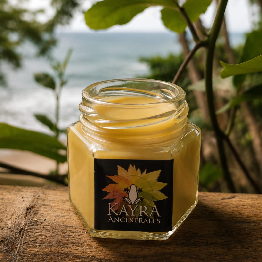 Ungüento herbal elaborado artesanalmente para aplicar y masaje